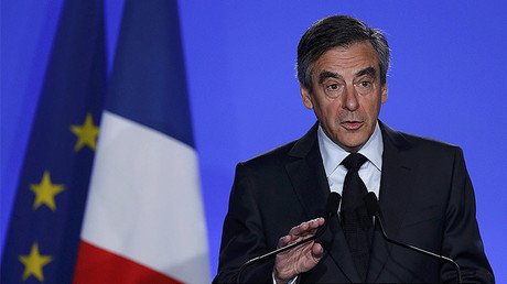‘Fillon has to take the role of victim to survive French presidential race’