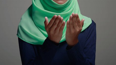 German school bans Muslim students from ‘provocative’ praying, sparks heated debate