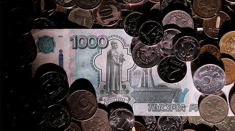 Russian ruble remains resilient to crude mood swings