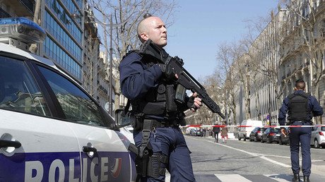 Envelope explodes at IMF offices in Paris, 1 injured 