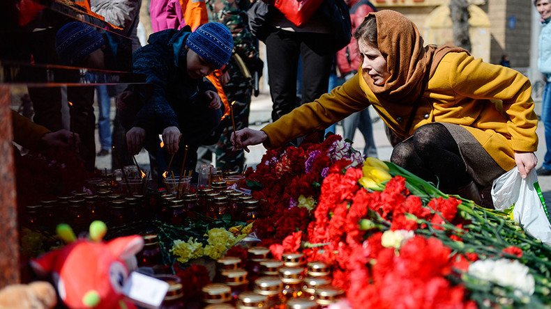 ‘Always united’: Tens of thousands across Russia mourn St. Petersburg Metro blast victims 