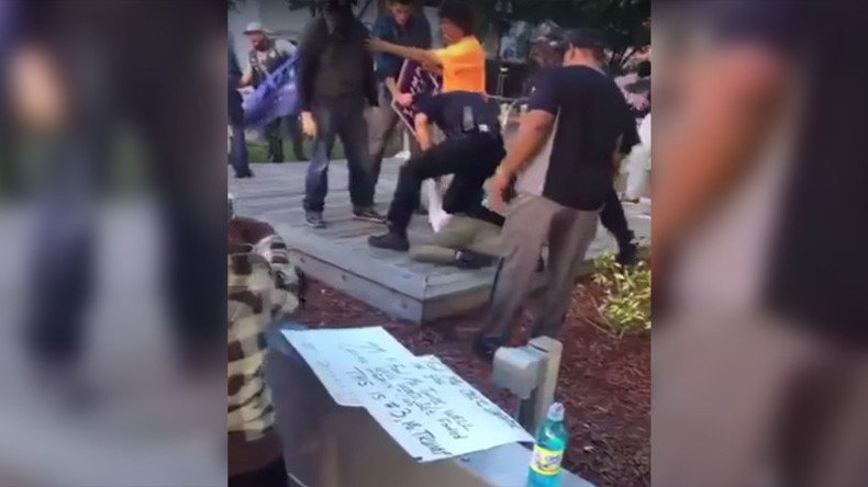 6 arrested amid scuffles at antiwar protest in Jacksonville, Florida (VIDEO)