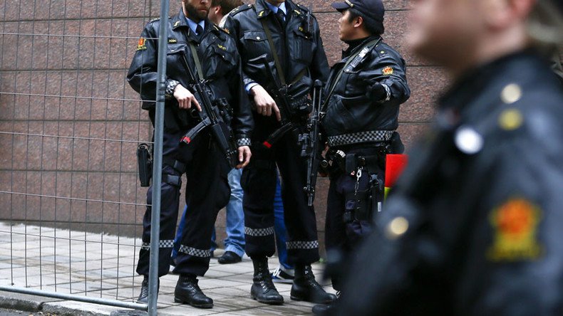 Suspect detained after police detonate ‘bomb-like device’ in central Oslo (PHOTO, VIDEO)