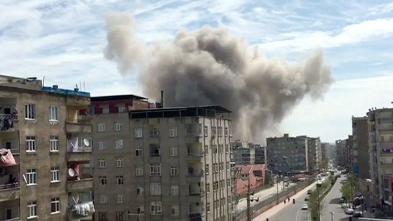 Turkish police station blast: 1 dead, several injured during vehicle repair in Diyarbakir (VIDEOS)
