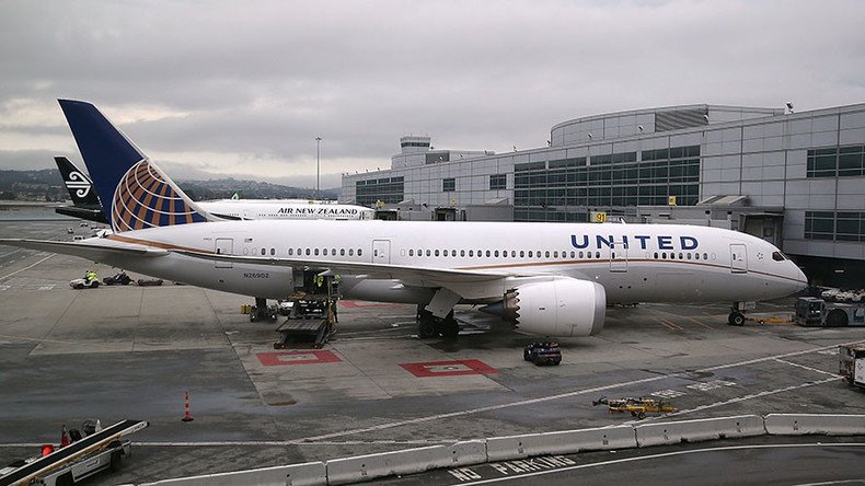 United CEO issues apology to passenger dragged off flight