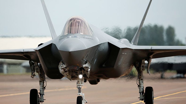 Pentagon calls for 5% cut in F-35 program – report