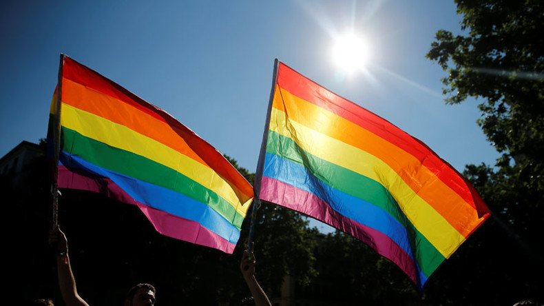 Dutch MPs vote to punish schools that refuse to teach LGBT awareness