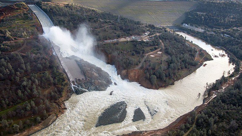 'This is not good': Probe reveals mistakes in handling rupture at Oroville Dam
