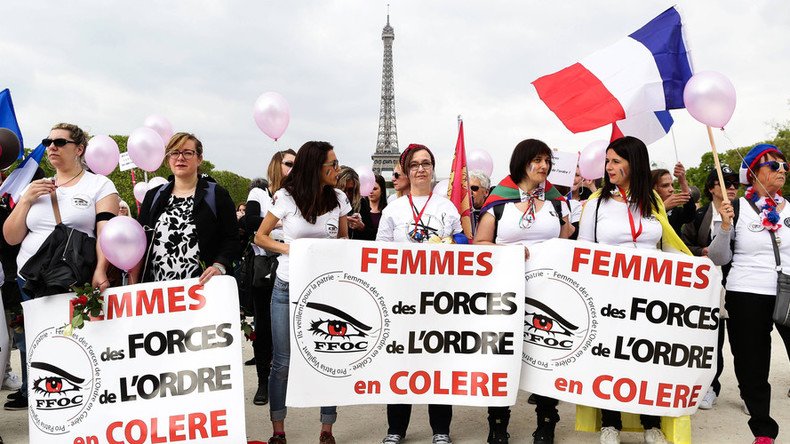 Police wives march through Paris to protest violence against officers (PHOTOS, VIDEOS)