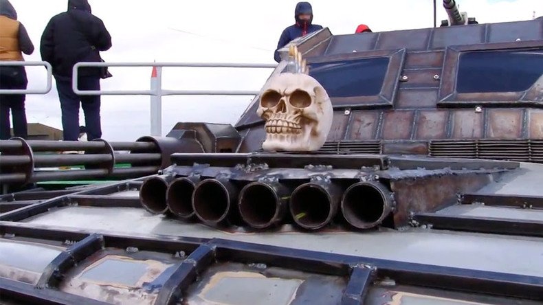‘Mad Max’ inspired, post-apocalyptic destruction derby in Minsk (VIDEO)