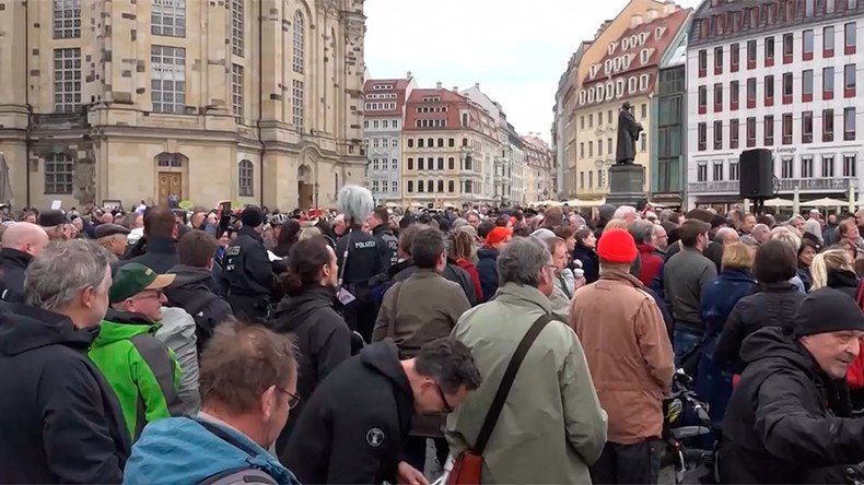 Pegida activists stage protest over ‘diversity’ monument in Dresden (VIDEO)