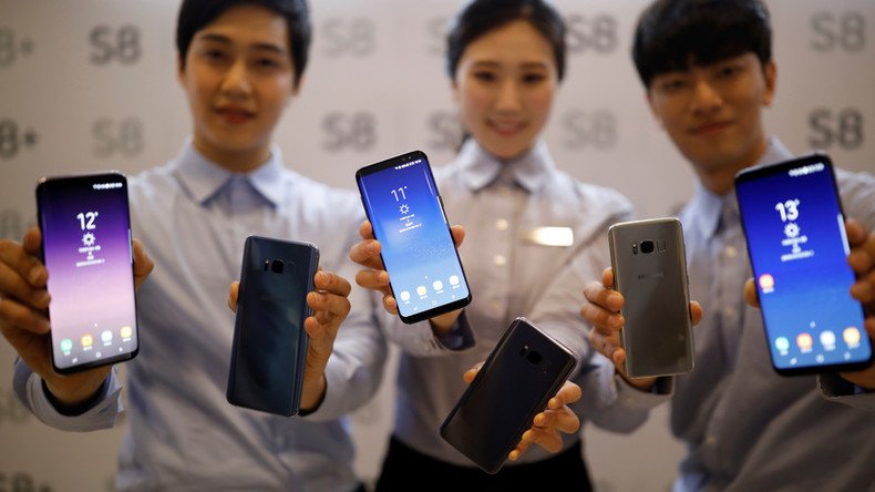 Samsung flags record profits despite Galaxy Note fiasco & corruption probe