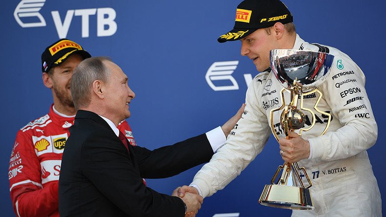 Bottas wins F1’s Russian GP, receives cup from President Putin (VIDEO, PHOTOS)