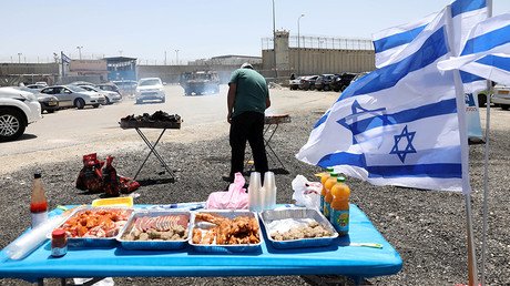 Israeli activists 'thought it nice' to hold BBQ near Palestinian hunger strikers