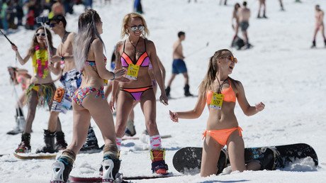 Bikini-clad Russian women brave icy waters in Far East (PHOTOS, VIDEO) 