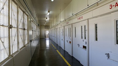 Wisconsin prison investigated after bipolar inmate dies from dehydration