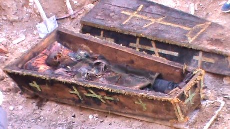 Remains of 19th century Russian officer unearthed in Turkey (VIDEO)