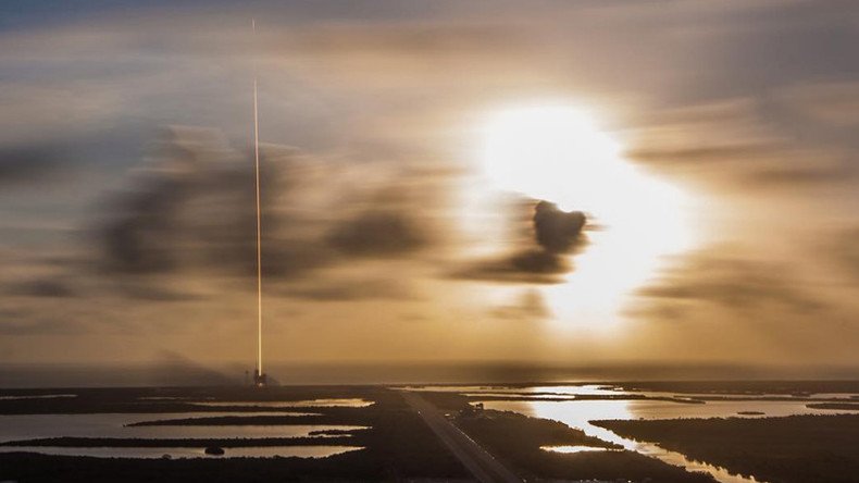 SpaceX successfully launches ‘classified’ military satellite in all-or-nothing gamble (VIDEOS)