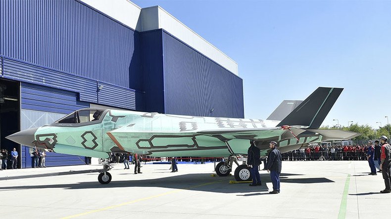 Italy unveils 1st domestically-built F-35B vertical landing jet (PHOTOS)