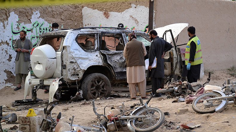 ISIS claims responsibility for Pakistan suicide blast that left 25 dead