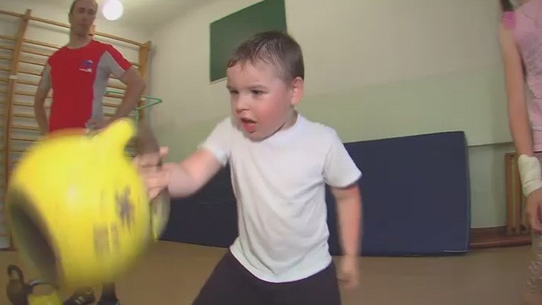 Watch Siberian wonder boy lift heavy weights to dad’s delight (VIDEO)