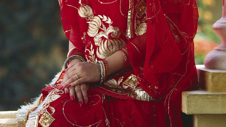 Shotgun wedding: Jilted lover kidnaps ex at gunpoint during ceremony in India 