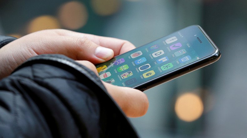 Threat of losing virtual farm forces man to finally pay overdue child support