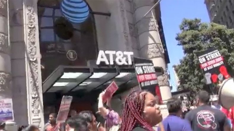 Nearly 40k AT&T workers go on strike after contract negotiations fail