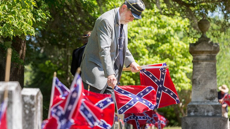 Alabama lawmakers pass bill to protect Confederate monuments