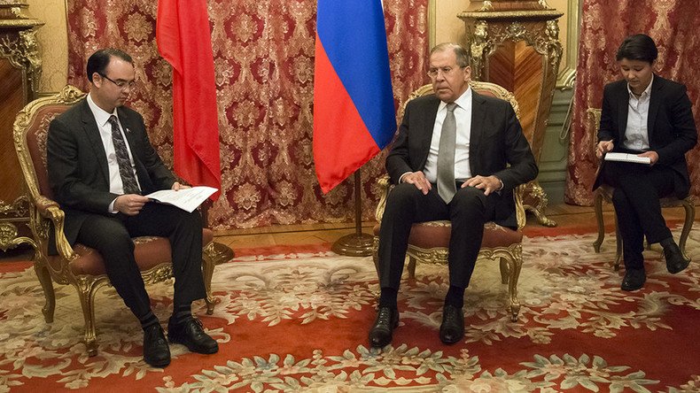 Russia & Philippines sign defense cooperation agreement, reaffirm unity against terrorism