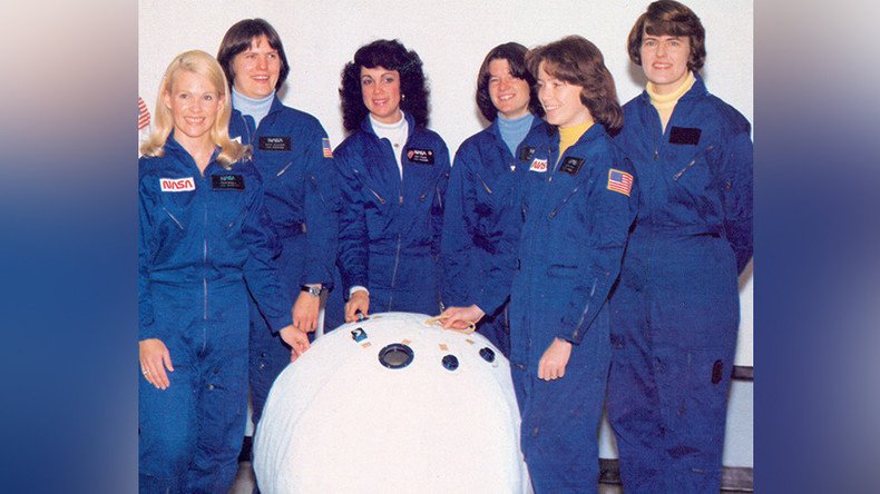 NASA expected 1970s astronauts to crawl inside ‘beach ball’ escape pod (PHOTOS)