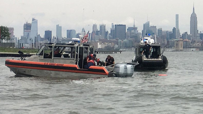 US Navy SEAL plunges to death after parachute malfunctions in NY harbor 
