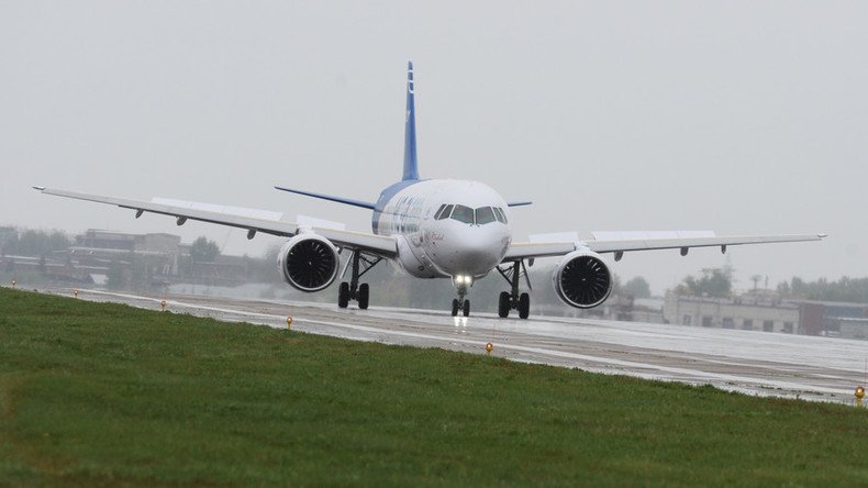 Russia’s new civilian airliner takes off on maiden flight (PHOTOS, VIDEOS)