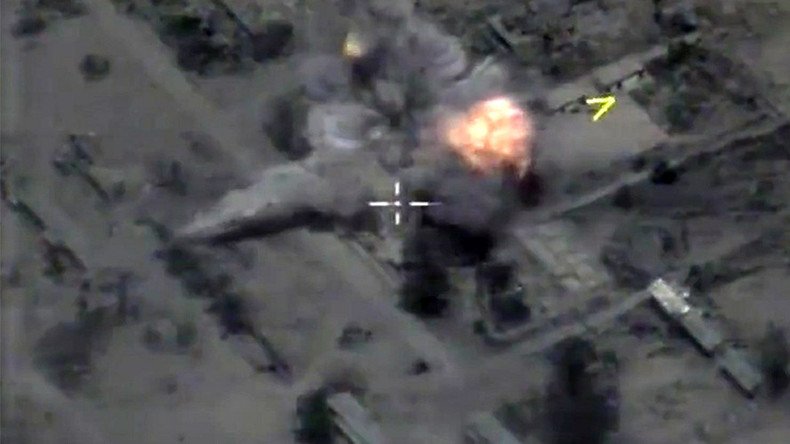 Drone footage shows Russian cruise missiles hit ISIS positions near Palmyra (VIDEO)