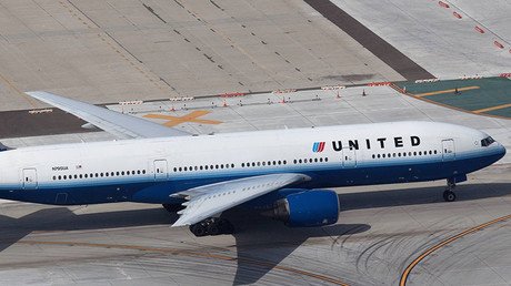 United Airlines changes cockpit codes after exposure on public website