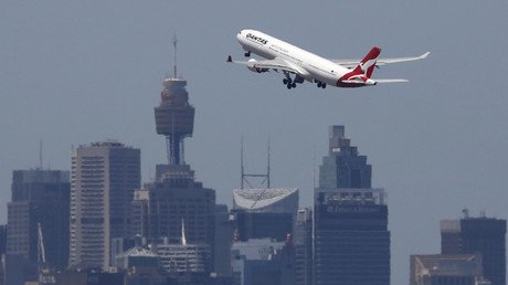 Australia considers laptop ban on some international flights