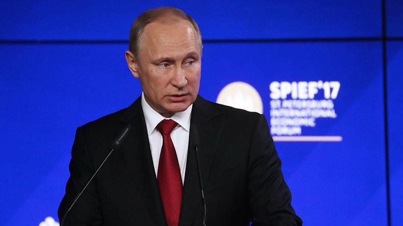 Putin calls on American business to help restore dialogue between US and Russia