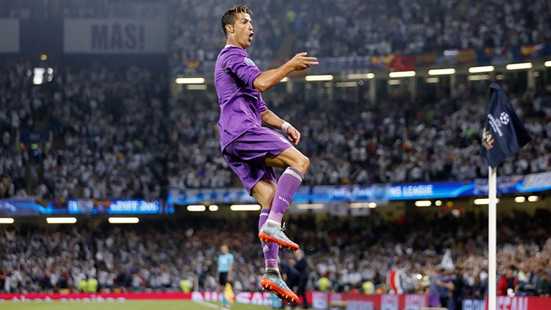 Real Madrid win Champions League final, defeating Juventus 4 - 1