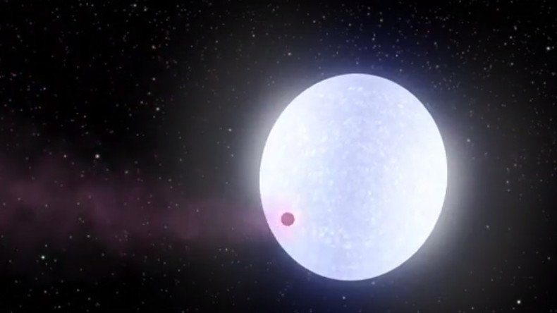 Newly-discovered extremely hot planet may have comet-like tail – study