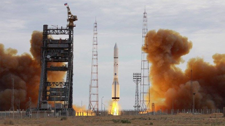 Russian Proton-M rocket takes US satellite into orbit (VIDEO)