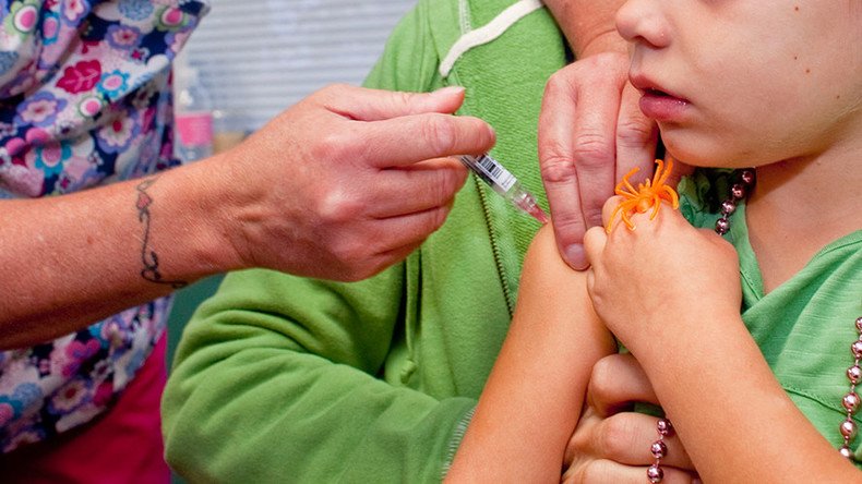 130 Italian families threaten to seek asylum in Austria over mandatory vaccinations – activist