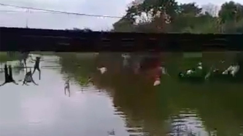 Horrifying moment bridge collapse leaves dozens injured caught on camera (VIDEO)   
