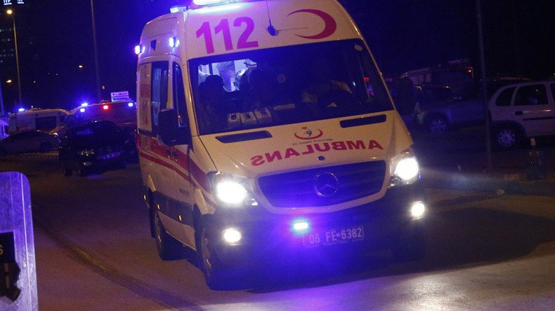 Over 700 soldiers get food poisoning at military base in western Turkey 