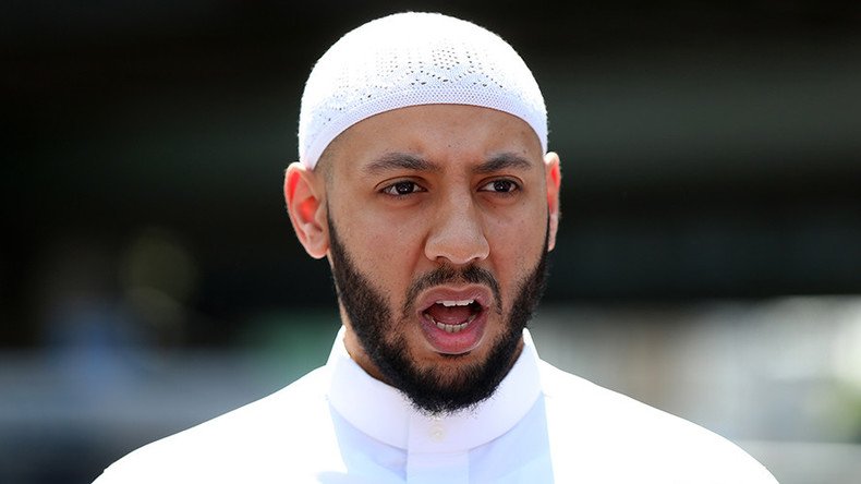 Imam praised for saving life of suspect in London mosque attack
