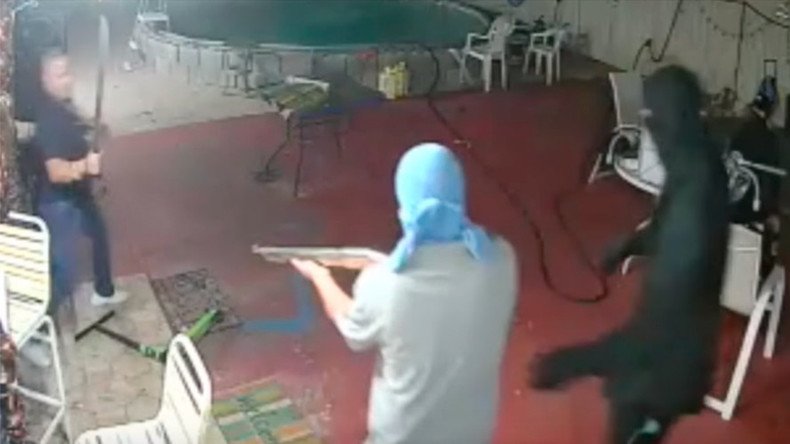 Florida man fights off shotgun-wielding armed robbers with machete (PHOTO, VIDEO)
