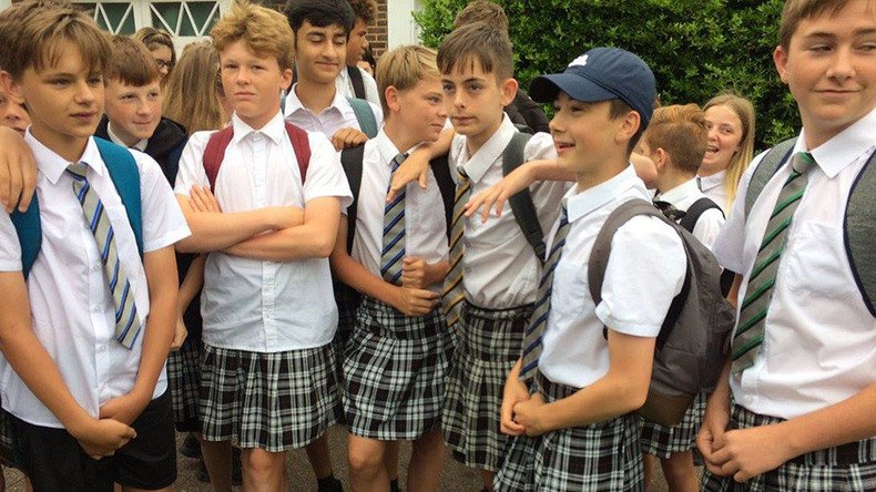 Sweltering schoolboys defy ‘no shorts’ rule, wear skirts to class instead