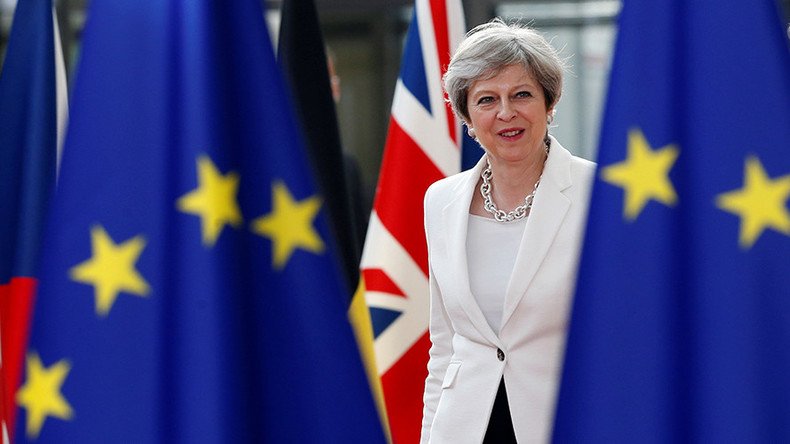 Theresa May offers to let 3mn EU citizens remain in UK after Brexit 