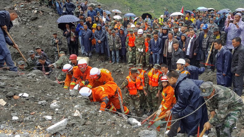 15 dead in landslide that crushed over 60 houses, buried 120+ people in China (PHOTOS, VIDEO)