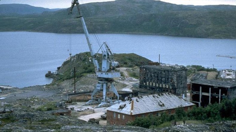 Russia begins removal of nuclear waste from Cold War-era submarine base