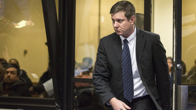 Grand jury indicts 3 Chicago cops for alleged cover-up of fatal shooting of Laquan McDonald